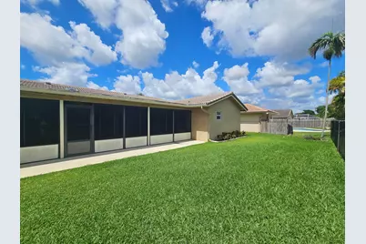 7621 NW 23rd Street, Margate, FL 33063 - Photo 26