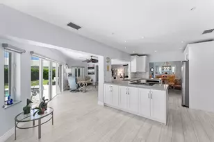 940 SW Mulberry Way, Boca Raton, FL 33486 - Photo 10