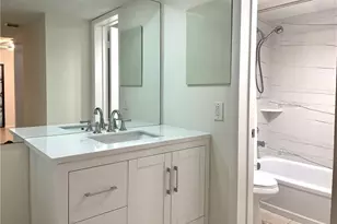 2307 S Cypress Bend Dr, Pompano Beach, FL 33069 - Photo 6