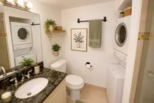 50 SE 12th St, Boca Raton, FL 33432 - Photo 8