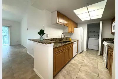 1300 Crestwood Drive #1309, Royal Palm Beach, FL 33411 - Photo 4