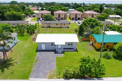 317 NW 14th Street, Belle Glade, FL 33430 - Photo 24