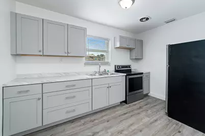 317 NW 14th Street, Belle Glade, FL 33430 - Photo 6