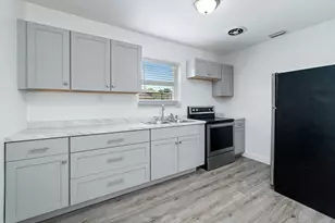 317 NW 14th St, Belle Glade, FL 33430 - Photo 6