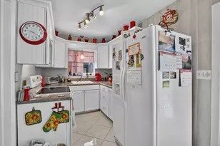 4760 NE 5th Ave, Oakland Park, FL 33334 - Photo 14