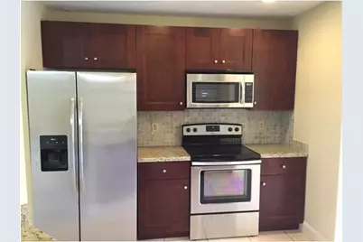 9295 W Sunrise Boulevard #9295, Plantation, FL 33322 - Photo 2