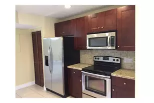 9295 W Sunrise Blvd, Plantation, FL 33322 - Photo 4