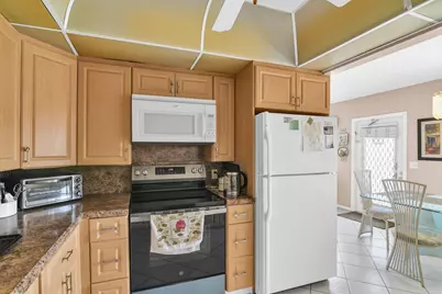 4053 Wolverton C, Boca Raton, FL 33434 - Photo 14