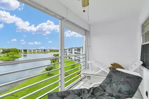 4053 Wolverton C, Boca Raton, FL 33434 - Photo 4