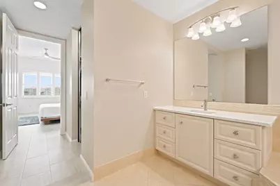11 Harbour Isle Drive W #206, Fort Pierce, FL 34949 - Photo 20