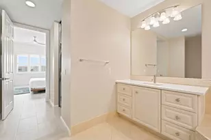 11 Harbour Isle Dr W, Fort Pierce, FL 34949 - Photo 20