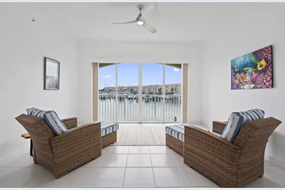 11 Harbour Isle Drive W #206, Fort Pierce, FL 34949 - Photo 4