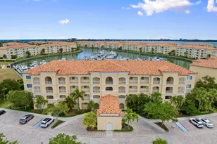 11 Harbour Isle Dr W, Fort Pierce, FL 34949 - Photo 34
