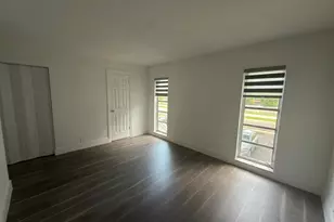 6583 Boulevard of Champions, North Lauderdale, FL 33068 - Photo 22