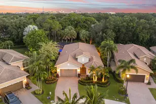 12181 Aviles Cir, Palm Beach Gardens, FL 33418 - Photo 40
