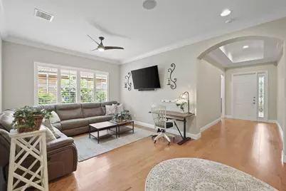 12181 Aviles Circle, Palm Beach Gardens, FL 33418 - Photo 10