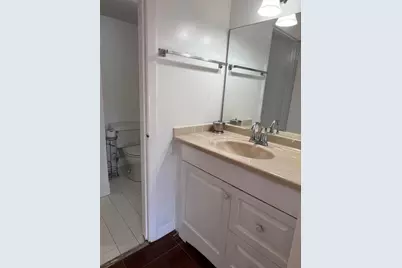 18840 NW 57th Avenue #Unit 101, Hialeah, FL 33015 - Photo 8