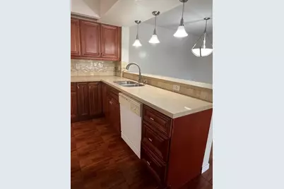 18840 NW 57th Avenue #Unit 101, Hialeah, FL 33015 - Photo 4