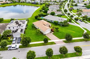 5921 Switchgrass Ln, The Acreage, FL 33470 - Photo 14