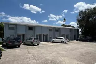 622 S 11th St, Fort Pierce, FL 34950 - Photo 2