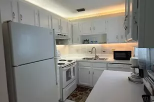 16 Vista Palm Ln, Vero Beach, FL 32962 - Photo 10
