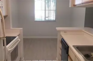 9933 Westview Dr, Coral Springs, FL 33076 - Photo 4