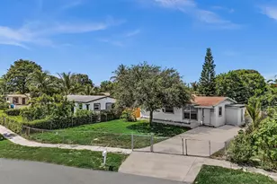 2743 NW 2nd St, Boynton Beach, FL 33435 - Photo 30