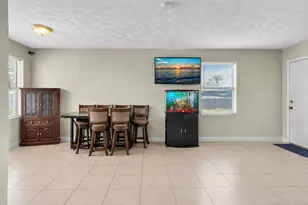2743 NW 2nd St, Boynton Beach, FL 33435 - Photo 8