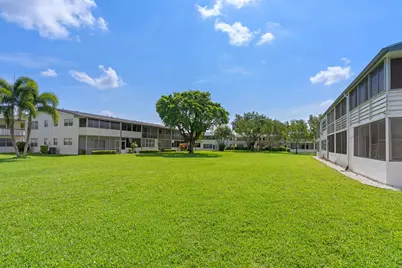 228 Camden J, West Palm Beach, FL 33417 - Photo 20