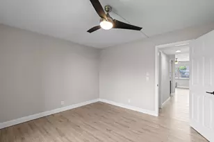 228 Camden J, West Palm Beach, FL 33417 - Photo 8