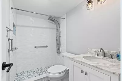 228 Camden J, West Palm Beach, FL 33417 - Photo 10