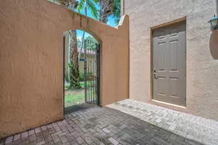 516 SW 147th Ter, Pembroke Pines, FL 33027 - Photo 40