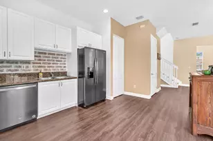 516 SW 147th Ter, Pembroke Pines, FL 33027 - Photo 18