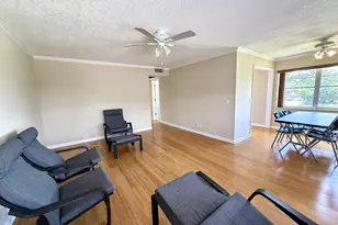 73 Hastings E, West Palm Beach, FL 33417 - Photo 1