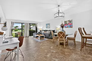 227 Club Dr, Palm Beach Gardens, FL 33418 - Photo 2