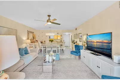 912 SW 9th Street Circle #105, Boca Raton, FL 33486 - Photo 10