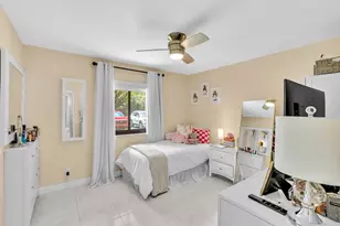 912 SW 9th St Cir, Boca Raton, FL 33486 - Photo 14