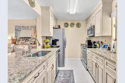 912 SW 9th Street Circle #105, Boca Raton, FL 33486 - Photo 6