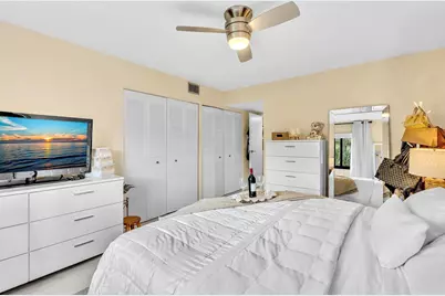 912 SW 9th Street Circle #105, Boca Raton, FL 33486 - Photo 12