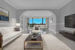 2000 Presidential Way, West Palm Beach, FL 33401 - Photo 1