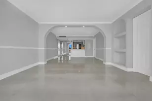 2000 Presidential Way, West Palm Beach, FL 33401 - Photo 18