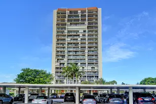 2000 Presidential Way, West Palm Beach, FL 33401 - Photo 24