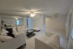227 Kent N, West Palm Beach, FL 33417 - Photo 2