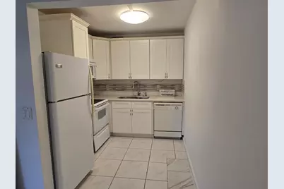 227 Kent N, West Palm Beach, FL 33417 - Photo 2