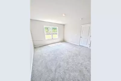 285 Raspberry Road, Fort Pierce, FL 34981 - Photo 6