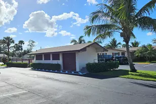 2950 Crosley Dr E, West Palm Beach, FL 33415 - Photo 24