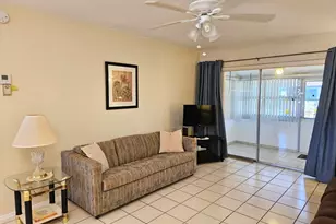 2950 Crosley Dr E, West Palm Beach, FL 33415 - Photo 8