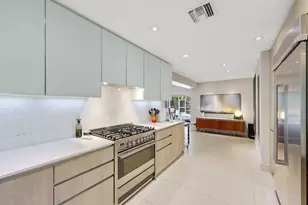 2124 Coral Shores Dr, Fort Lauderdale, FL 33306 - Photo 20
