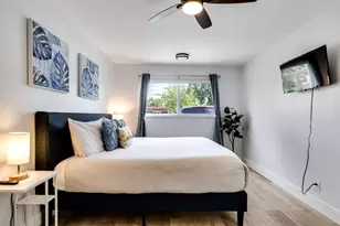 242 SW 9th St, Pompano Beach, FL 33060 - Photo 12
