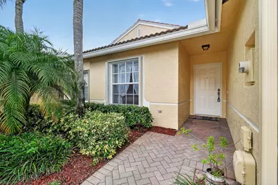 9442 Bridgeport Drive, West Palm Beach, FL 33411 - Photo 8